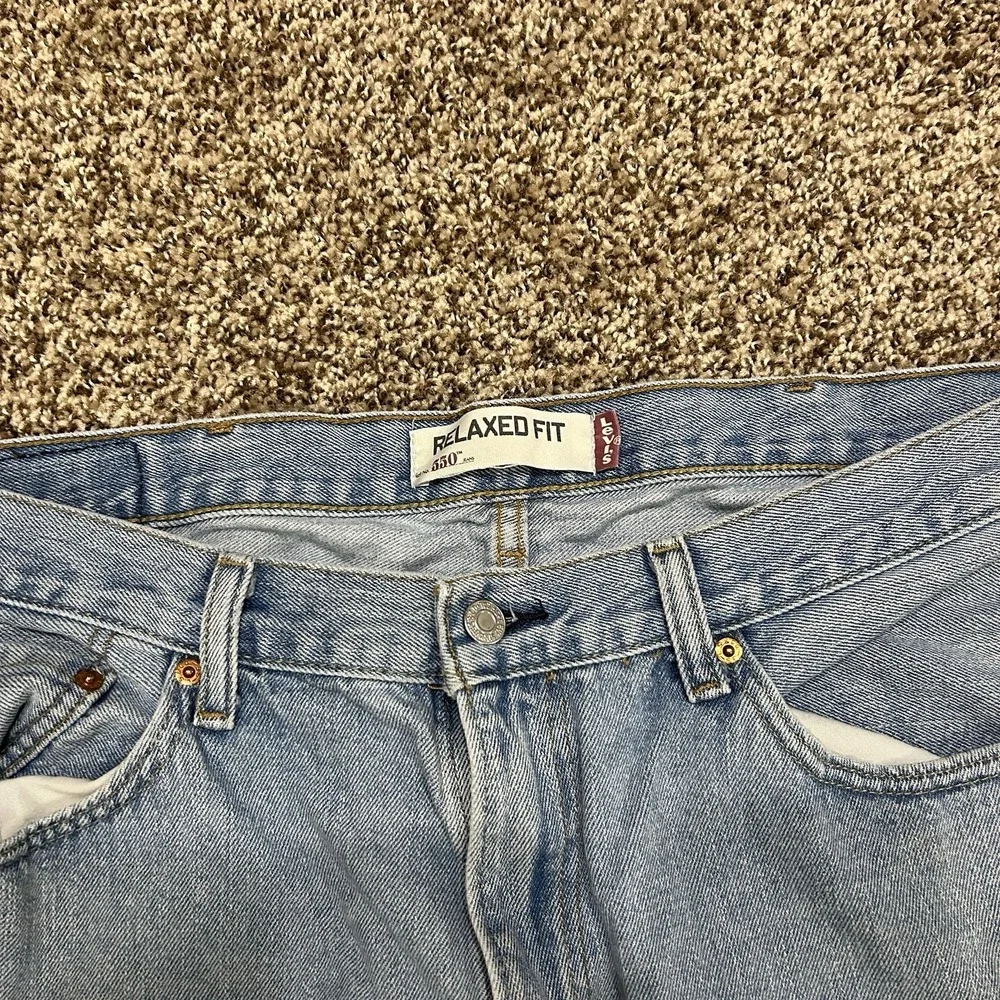 Vintage Levi's 550 Men's 38x32 Relaxed Fit Denim Light Wash